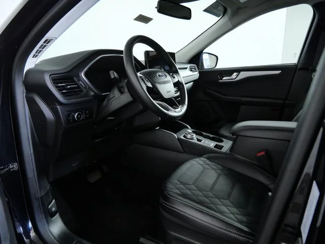 Used 2023 Black Ford Platinum image 16
