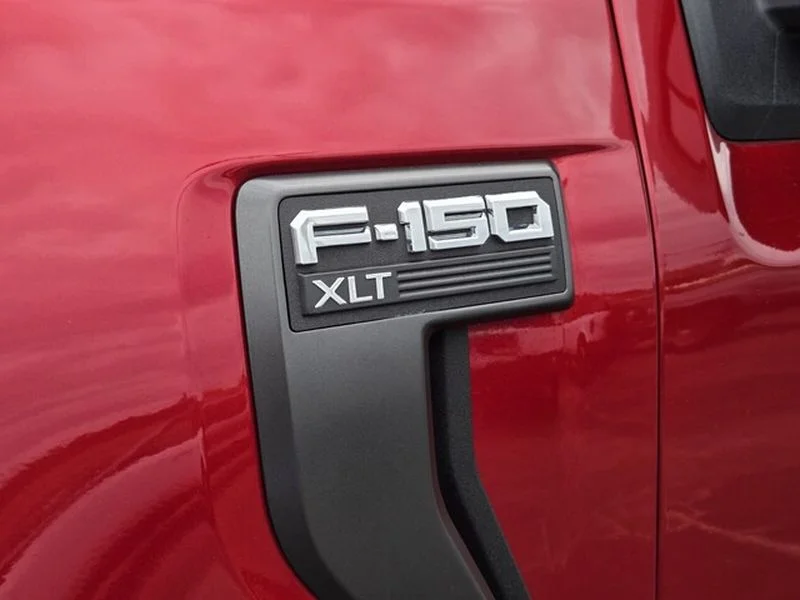 Used 2022 Red Metallic Ford XLT image 10
