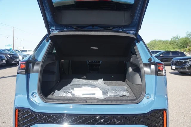 New 2026 Monterey Blue Pearl Volkswagen 2.0T SEL R-Line Turbo image 9