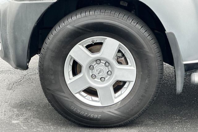 Used 2007 Silver Nissan S image 27