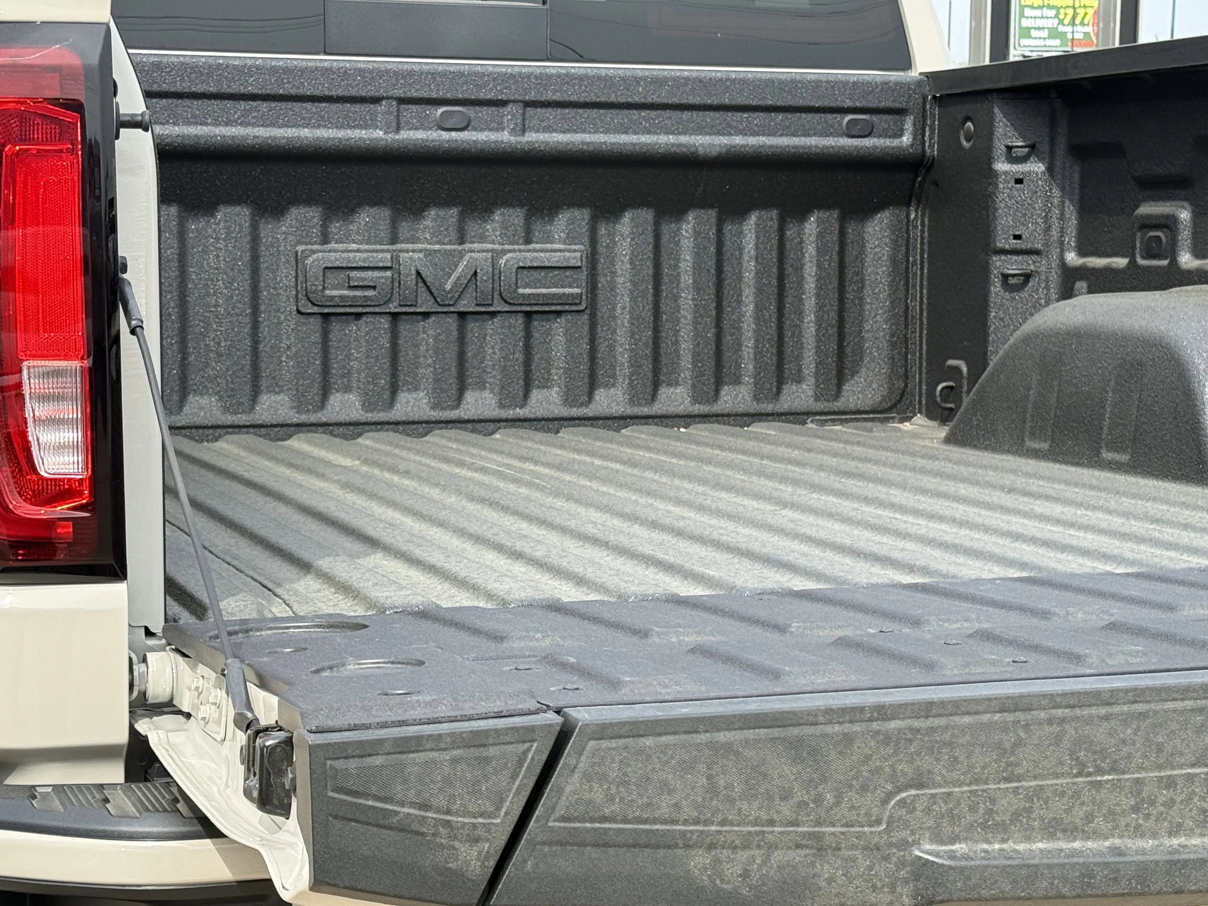 2026 GMC Sierra 1500 AT4 - Photo 11
