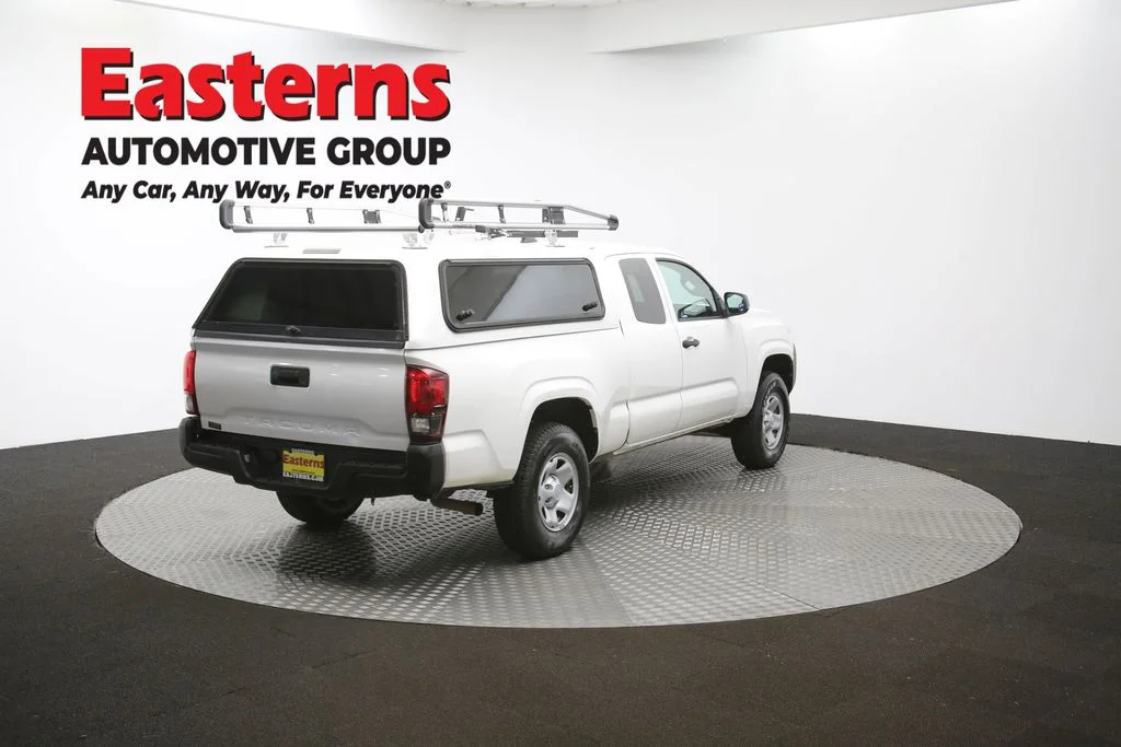 Used 2021 White Toyota SR image 38
