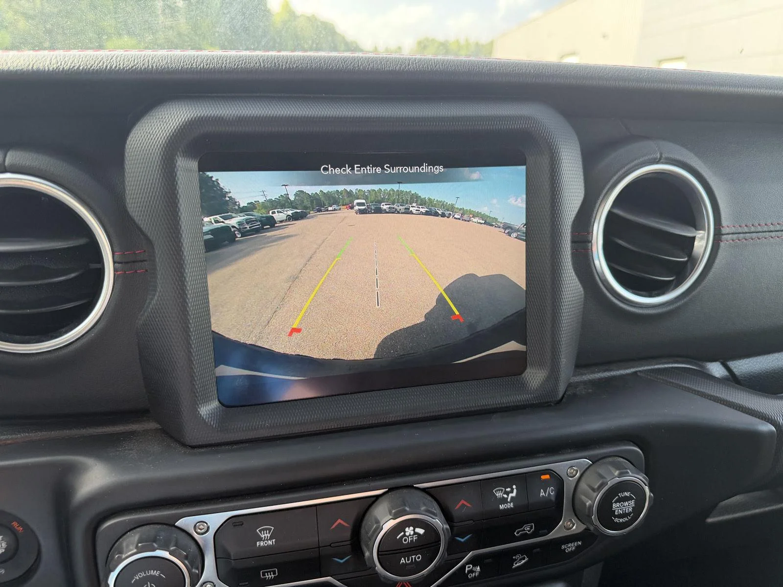 Used 2020 Black Clearcoat Jeep Recon image 10