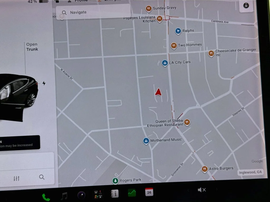 Used 2020 Black Tesla Long Range image 13