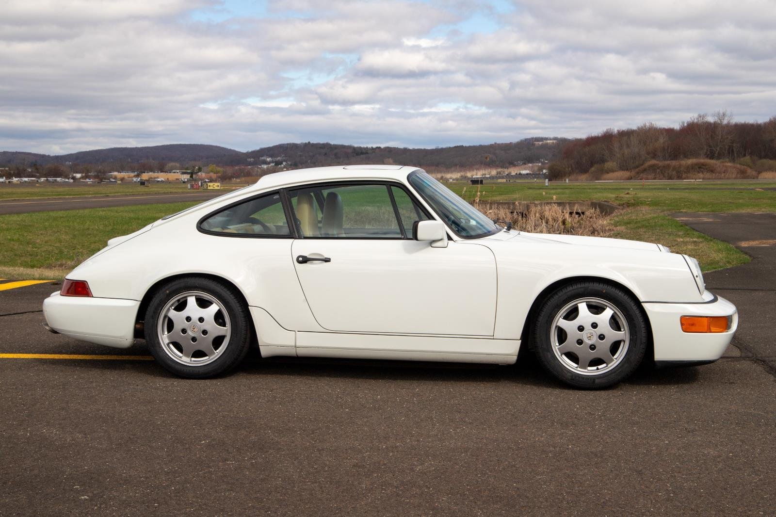 Used 1990 WHITE PORSCHE  image 8