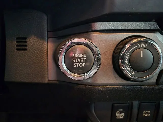2023 Toyota Tacoma TRD Off Road - Photo 25