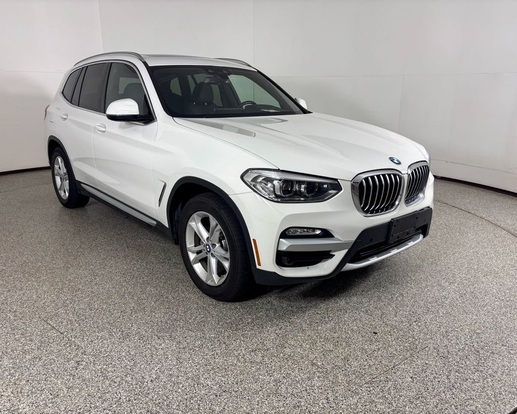 Used 2019 Alpine White BMW xDrive30i image 4
