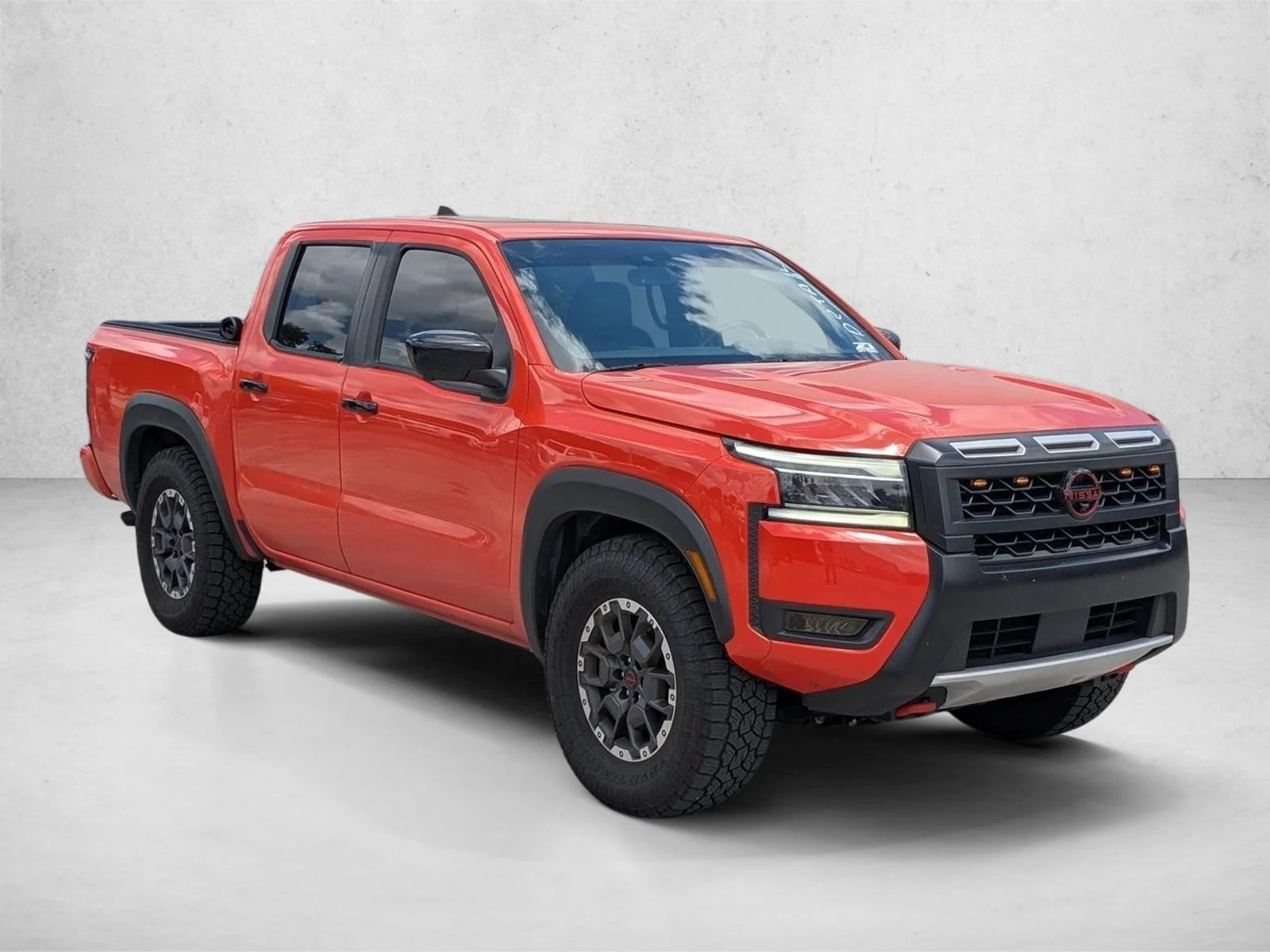 Used 2025 Afterburn Orange Nissan PRO-X image 3