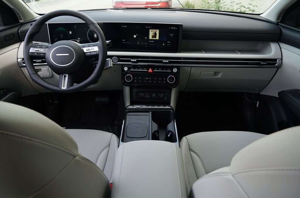 New 2026 Shimmering Silver Hyundai Limited image 13