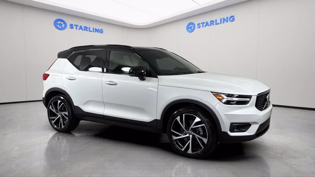 2021 Volvo XC40 R-Design - Photo 12