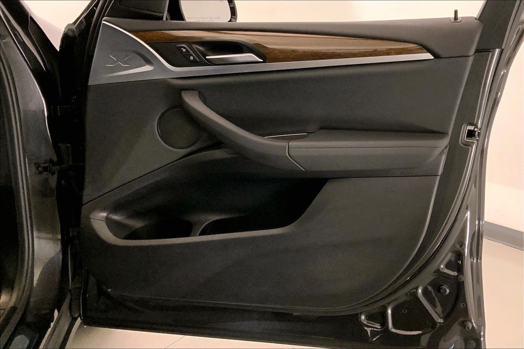 Used 2019 Dark Graphite Metallic BMW  image 25
