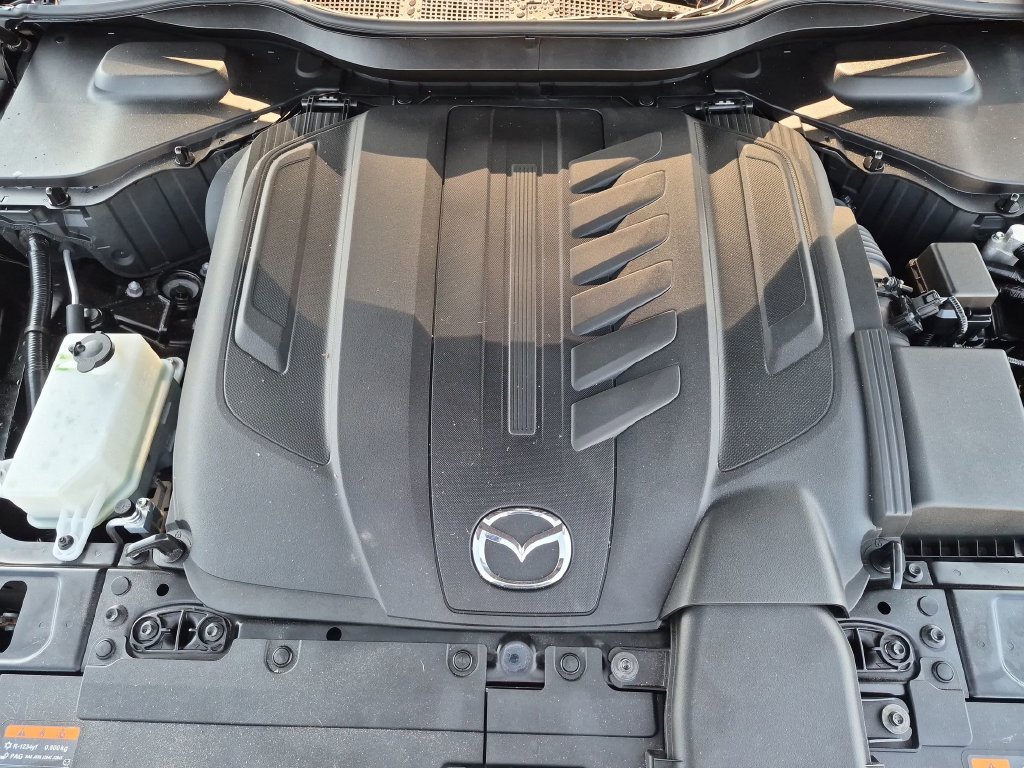 Used 2025 Black Mazda 3.3 Turbo Premium Plus image 13