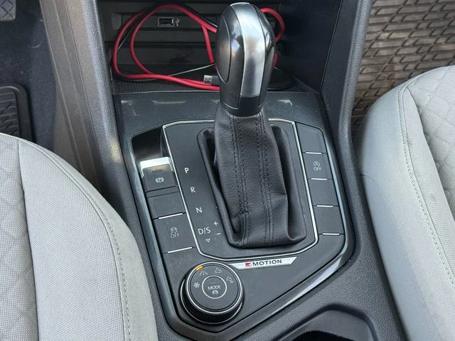 Used 2018 Gray Volkswagen 2.0T S image 14