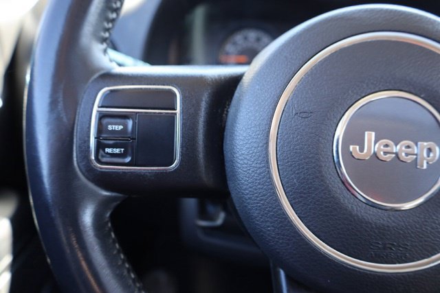 Used 2016 Black Jeep Latitude image 25