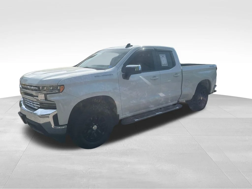 Used 2020 White Chevrolet LT image 2