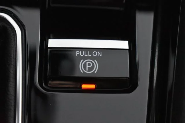 Used 2022 Gray Jeep Limited image 29