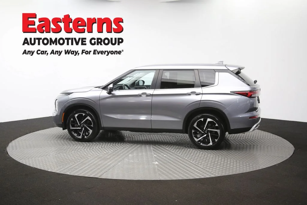Used 2024 Gray Mitsubishi SE image 62