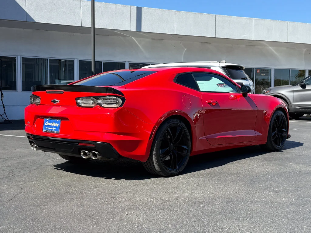 Used 2020 RED HOT Chevrolet 1LT image 7