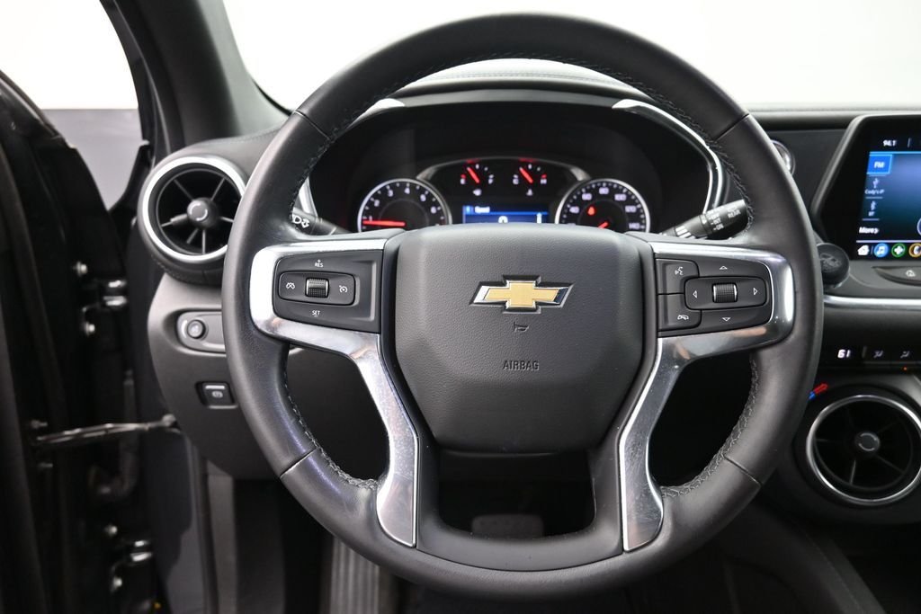 Used 2020 Gray Chevrolet LT image 31