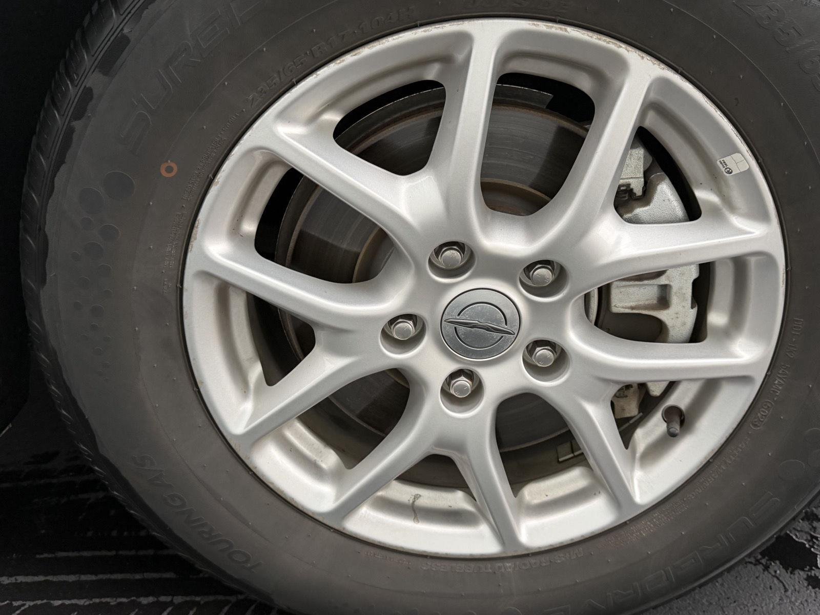 Used 2023 Bright White Clearcoat Chrysler Touring L image 45