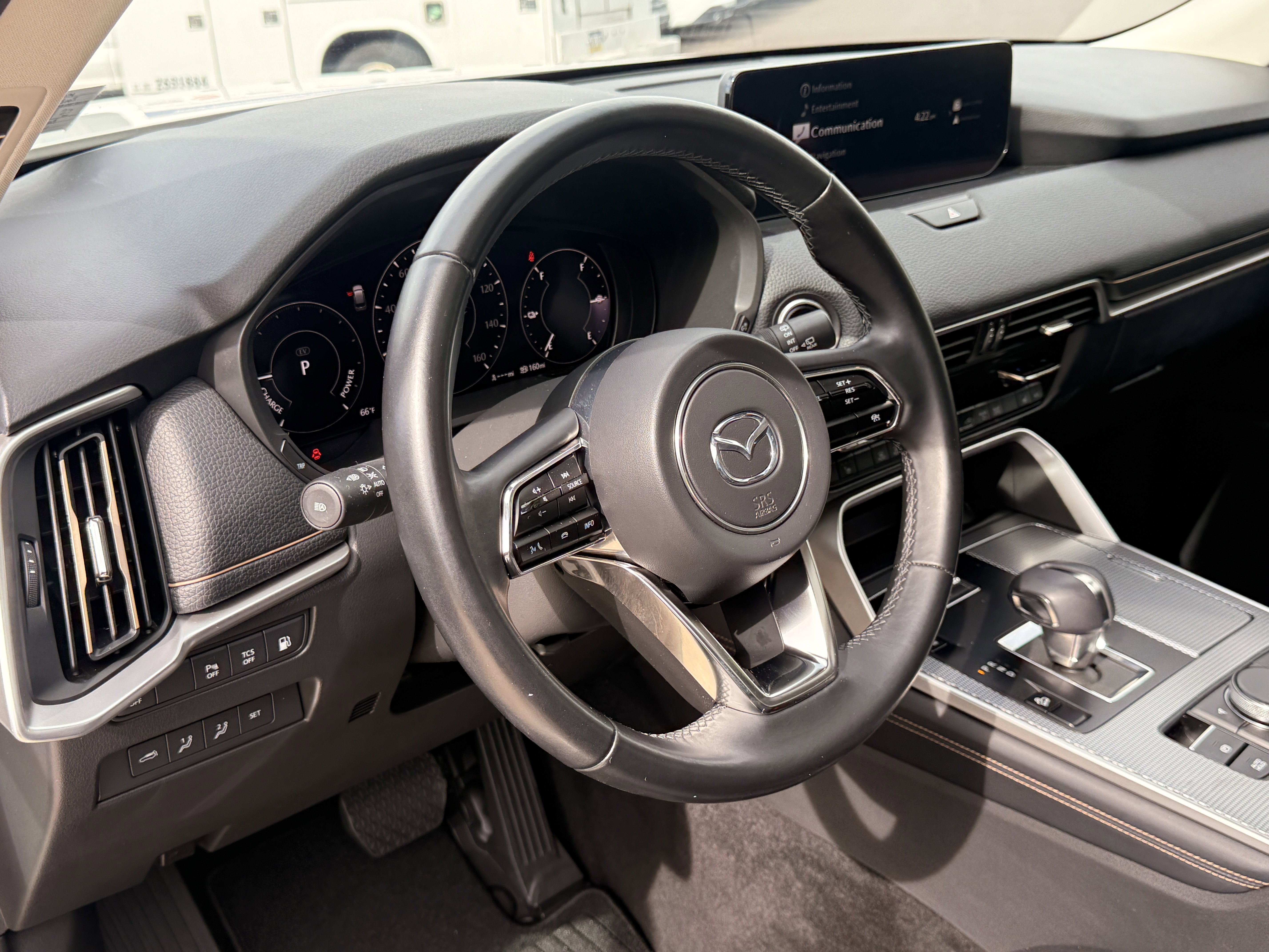 Used 2024 Rhodium White Premium Mazda Premium image 34