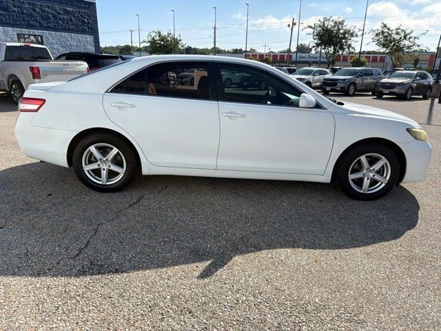 Used 2011 Super White Toyota LE image 6