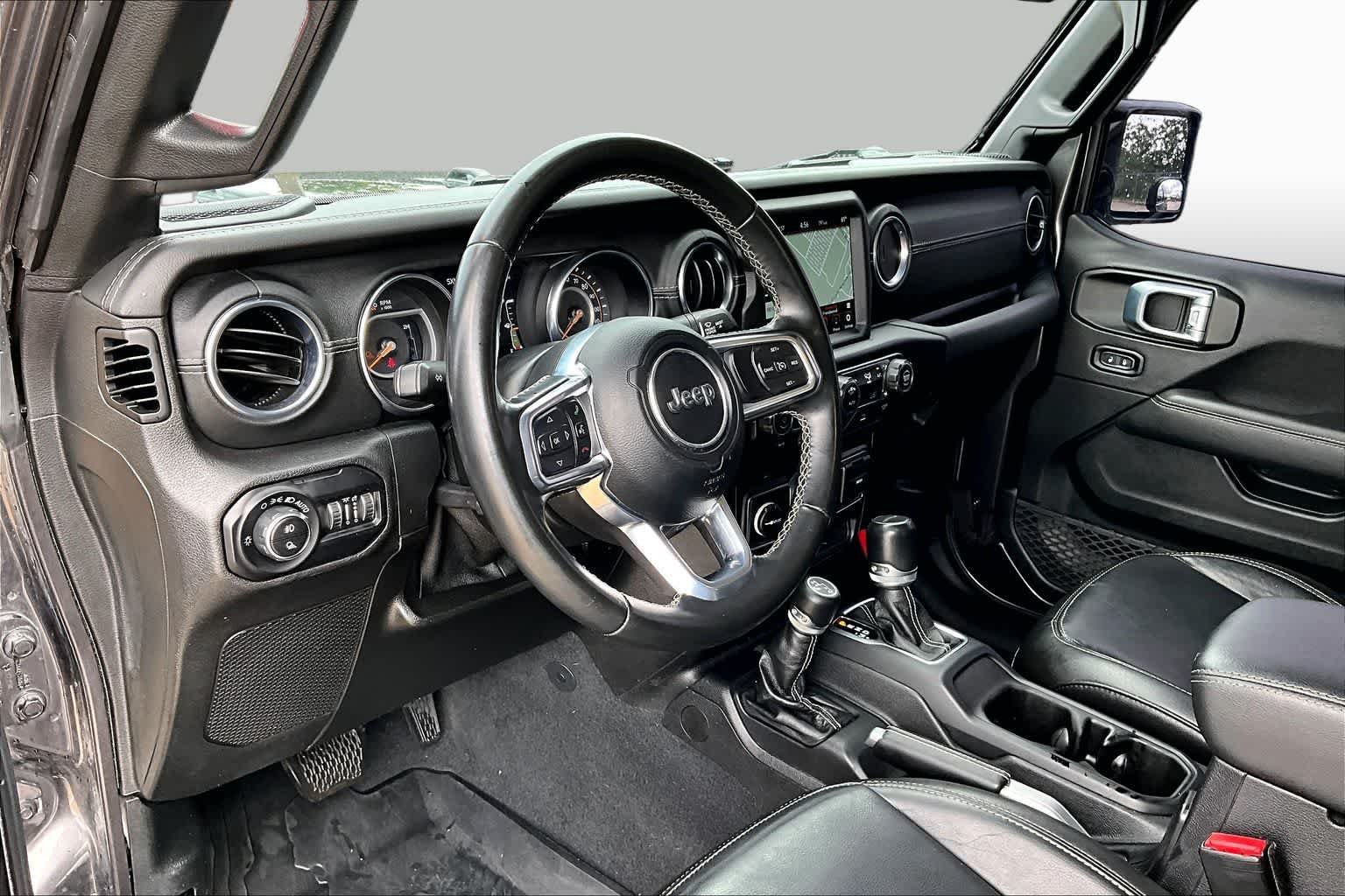 Used 2021 Granite Crystal Metallic Clearcoat Jeep Overland image 18