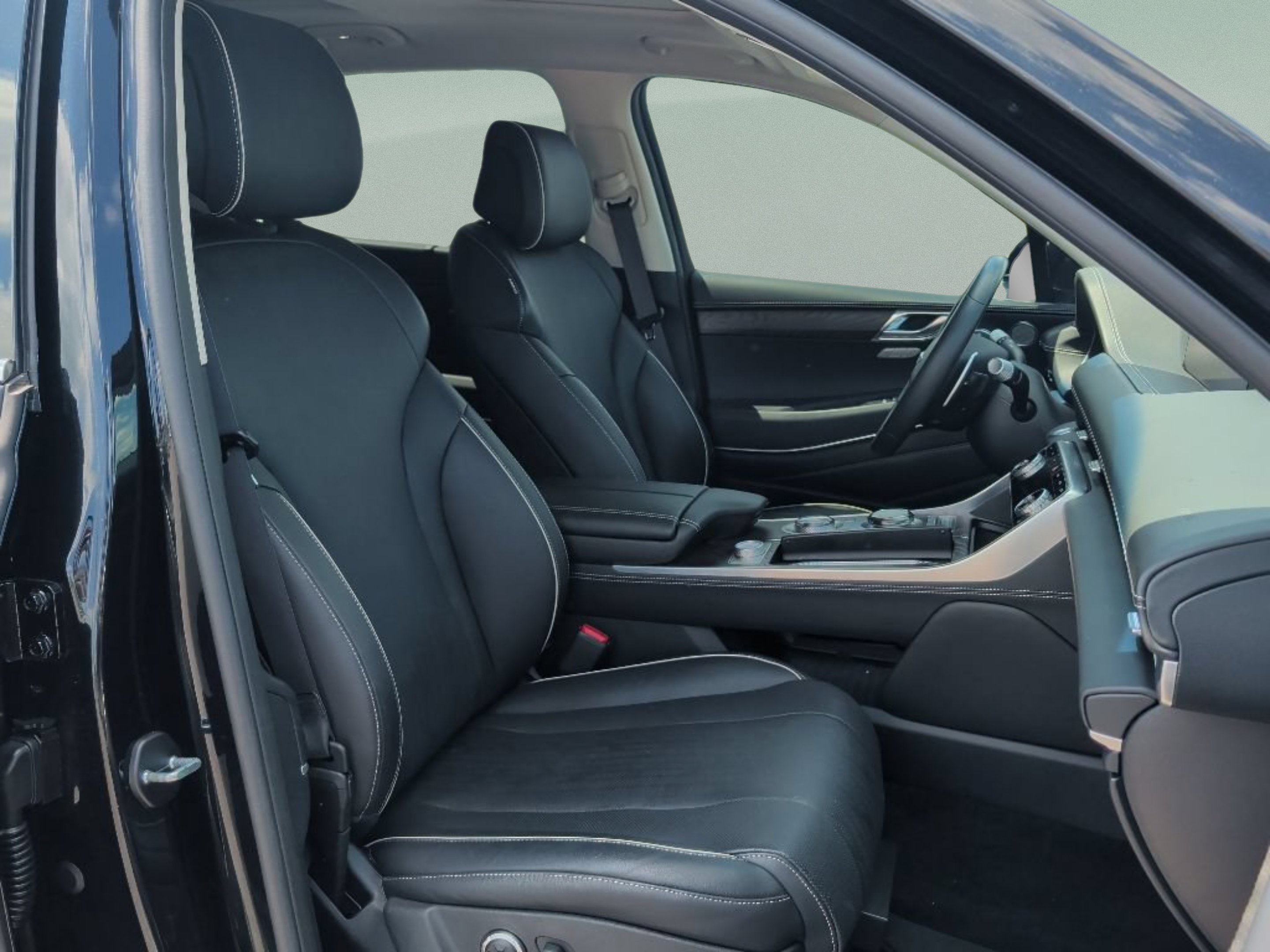 2024 GENESIS GV80 Standard - Photo 48