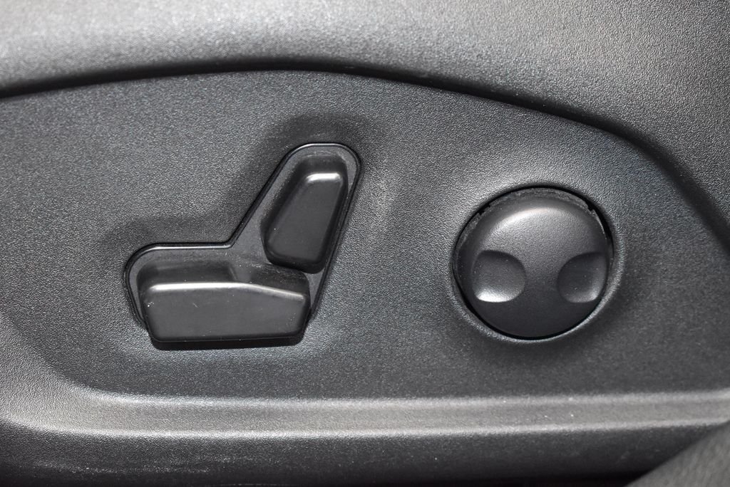 Used 2025 Blue Jeep Limited image 15