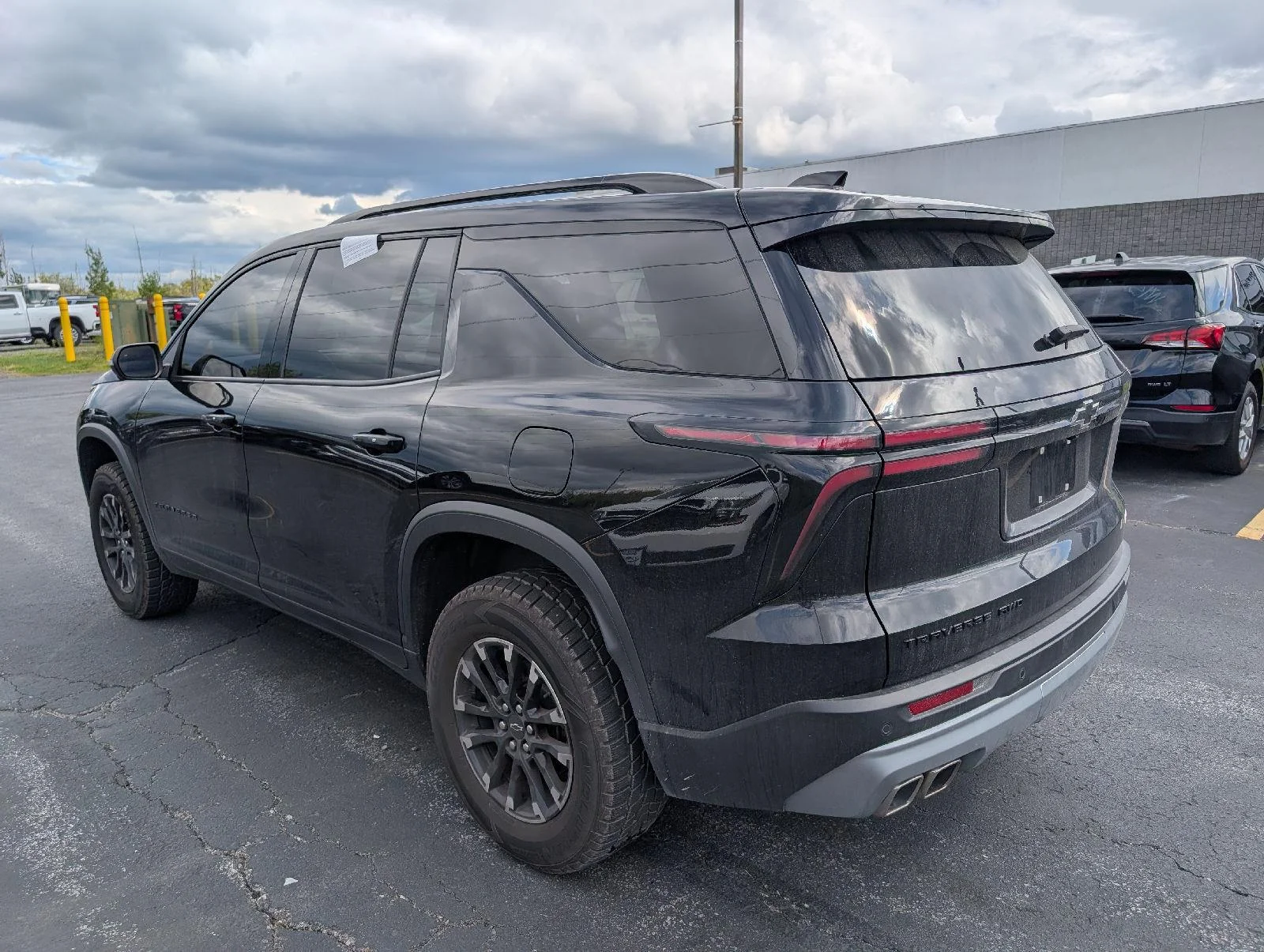 Used 2024 Mosaic Black Metallic Chevrolet Z71 image 6