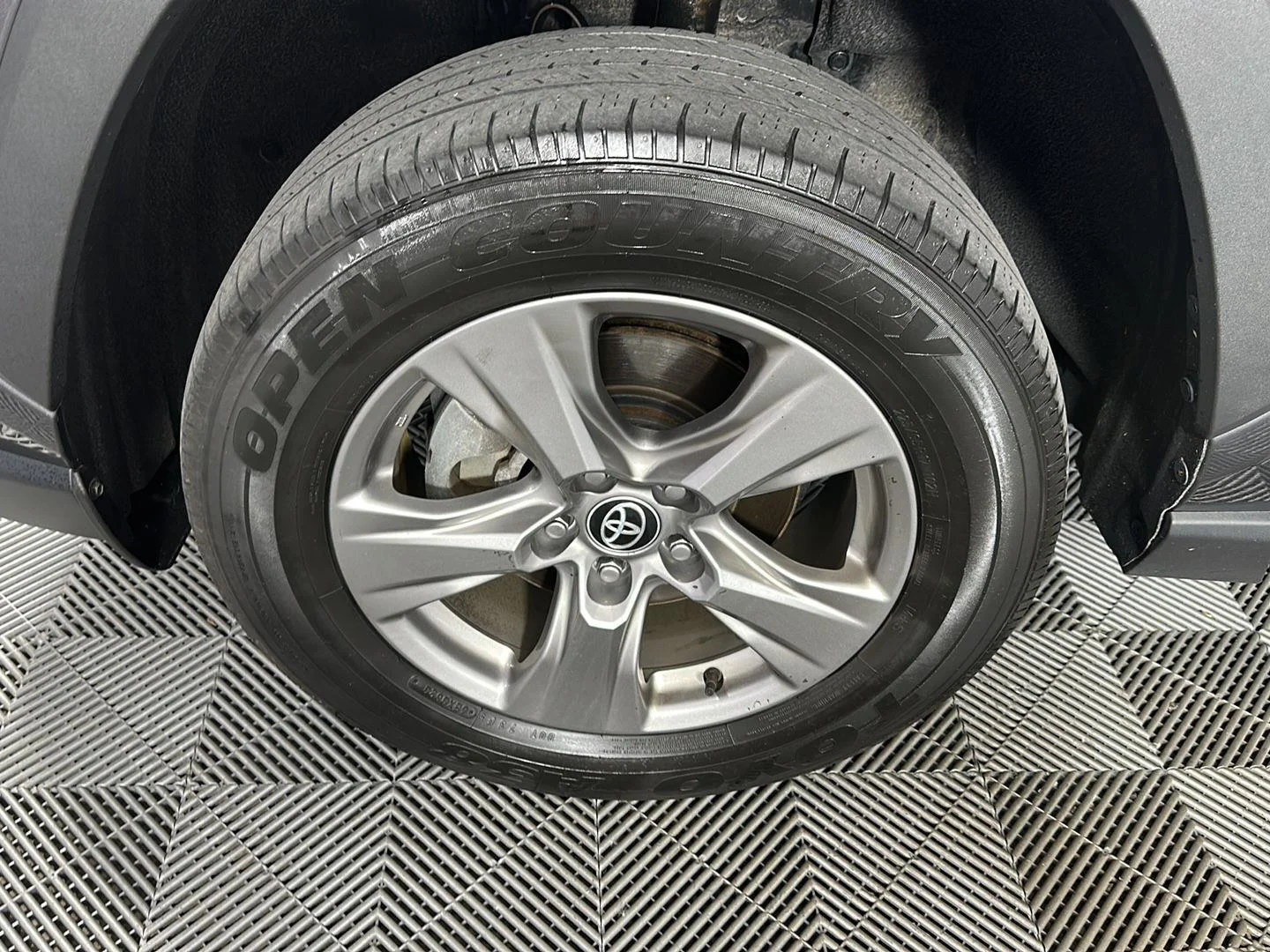 Used 2024 Magnetic Gray Metallic Toyota XLE image 23