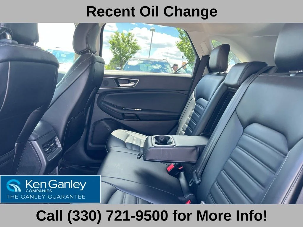 Used 2019 Red Ford SEL image 10
