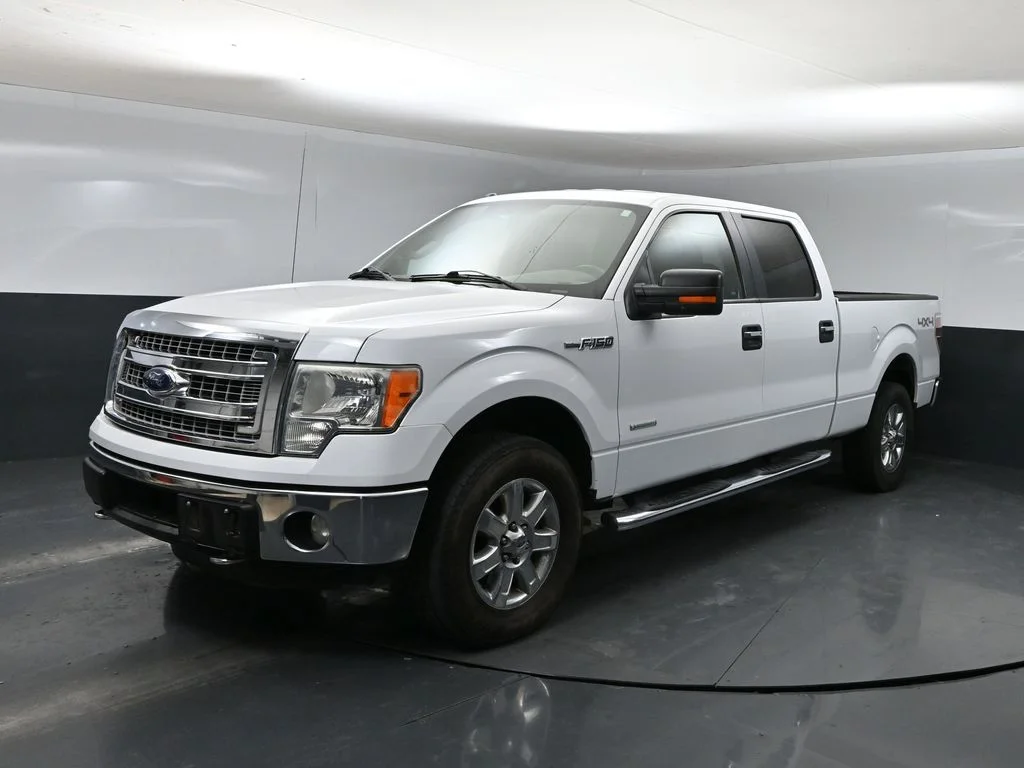 Used 2014 White Ford XLT image 5