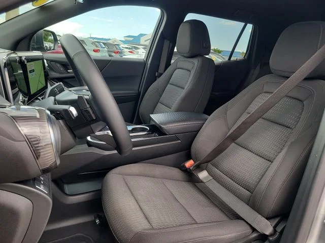 Used 2025 Gray Chevrolet LT image 18