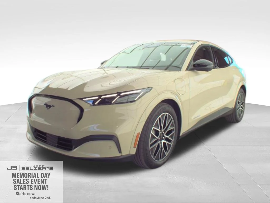 2025 Ford Mustang-Mach-e Premium's photo