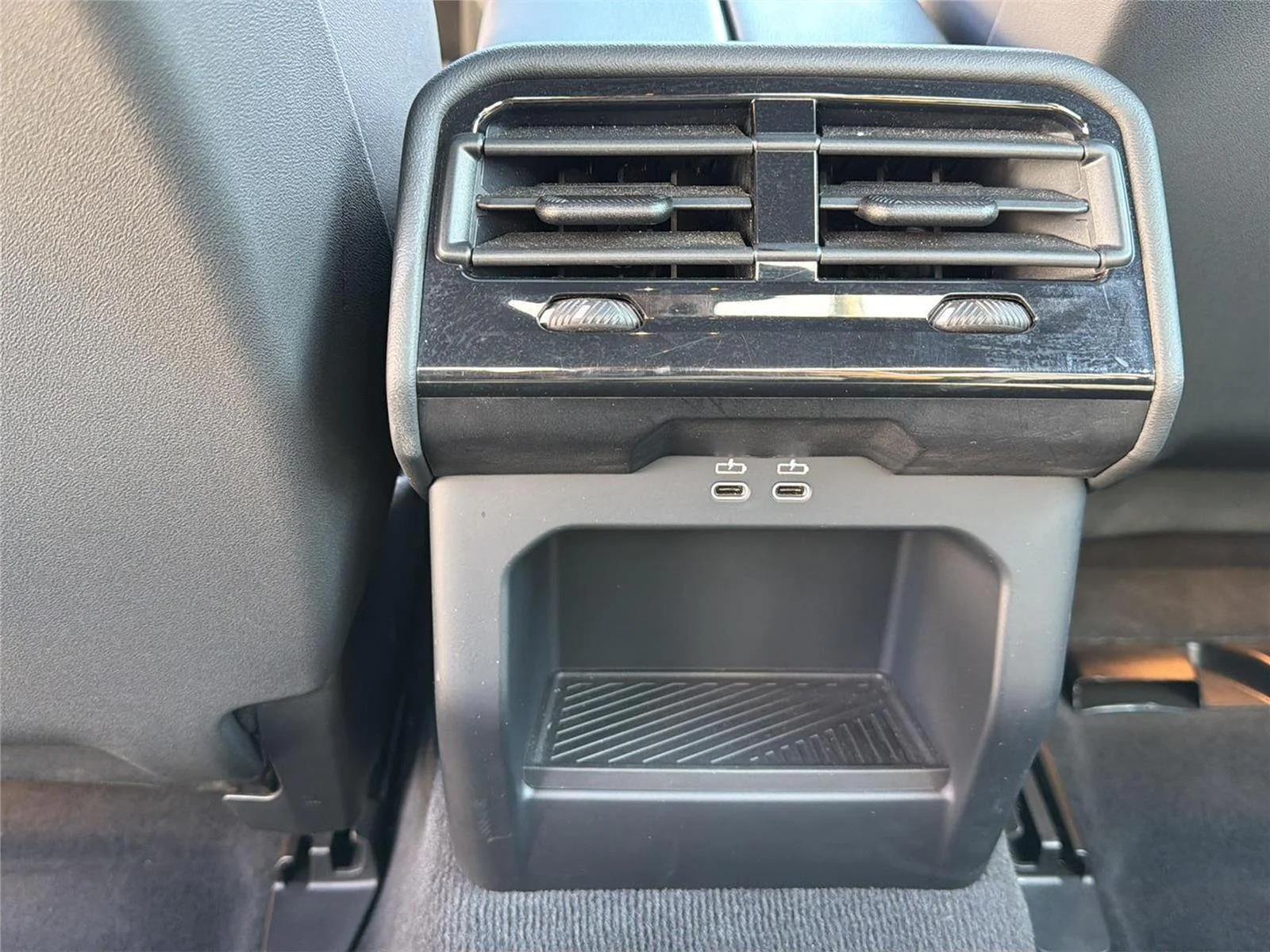 2026 BMW 5 Series 530i - Photo 24