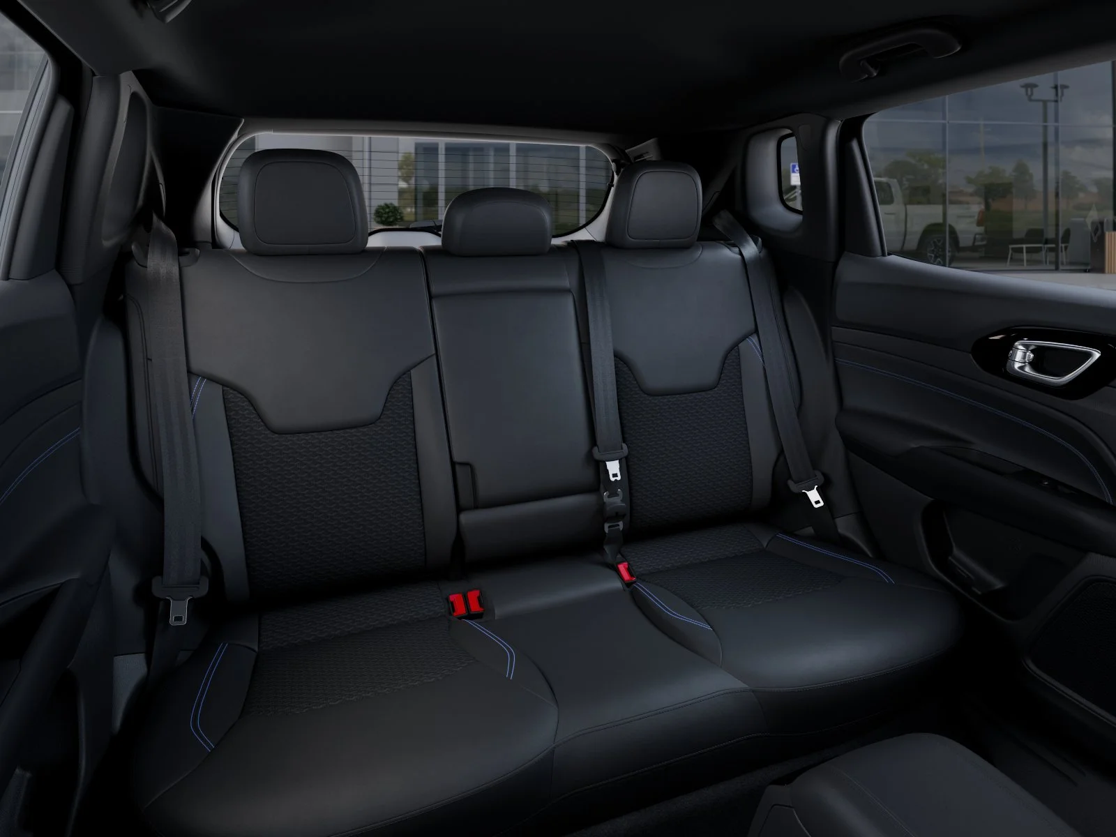 New 2026 Diamond Black Crystal Pearl-Coat Exterior Paint Jeep Latitude image 41