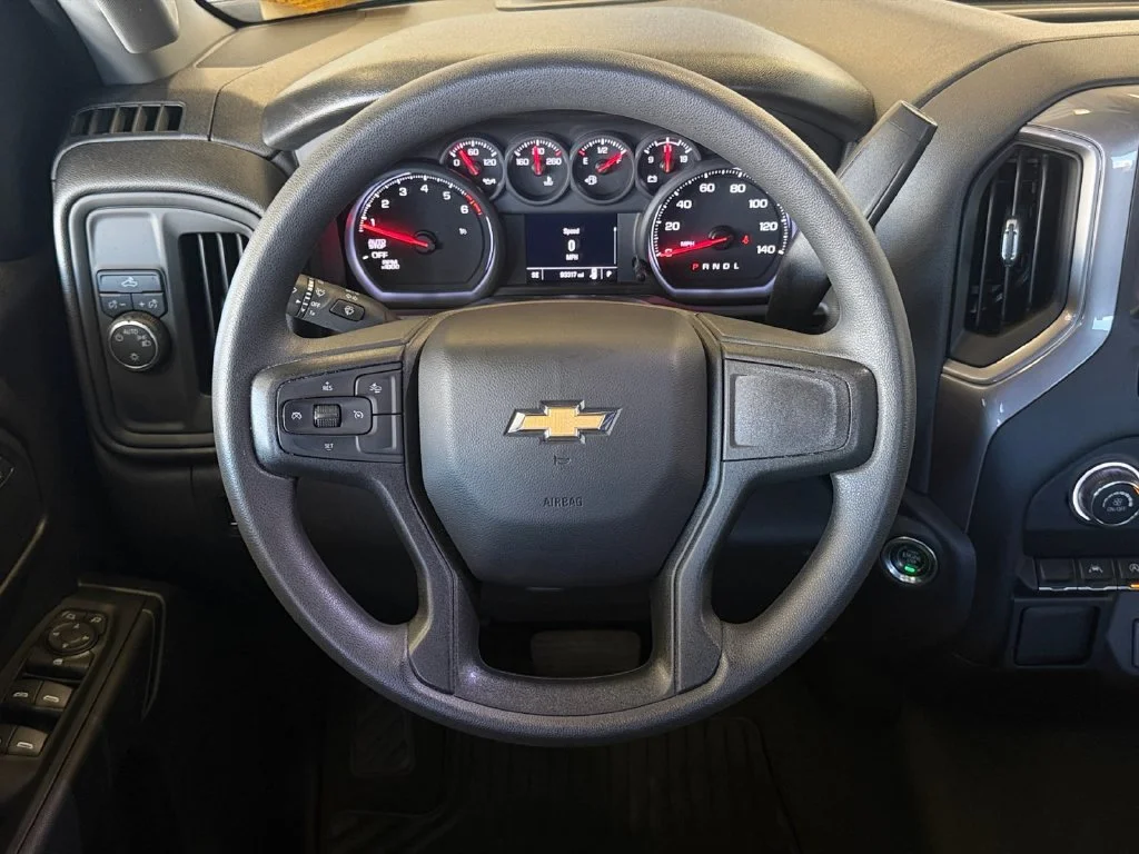 Used 2022 DARK ASH METALLIC Chevrolet Custom image 17