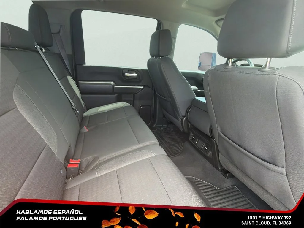 Used 2024 Summit White Chevrolet Custom image 26