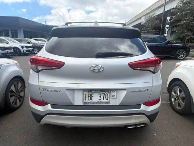 Used 2017 Silver Hyundai Limited image 5
