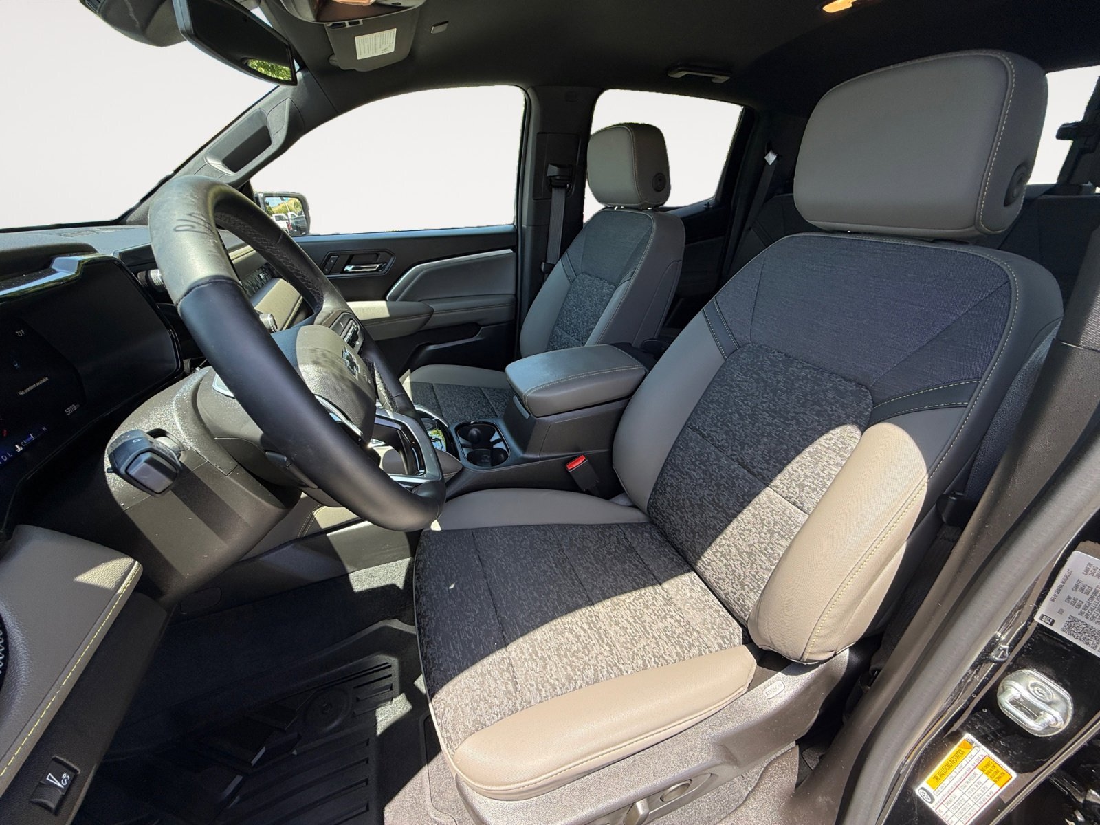Used 2024 Black Chevrolet ZR2 image 10