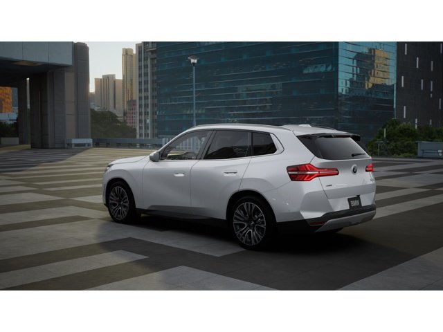 New 2026 Mineral White Metallic BMW 30 xDrive image 2