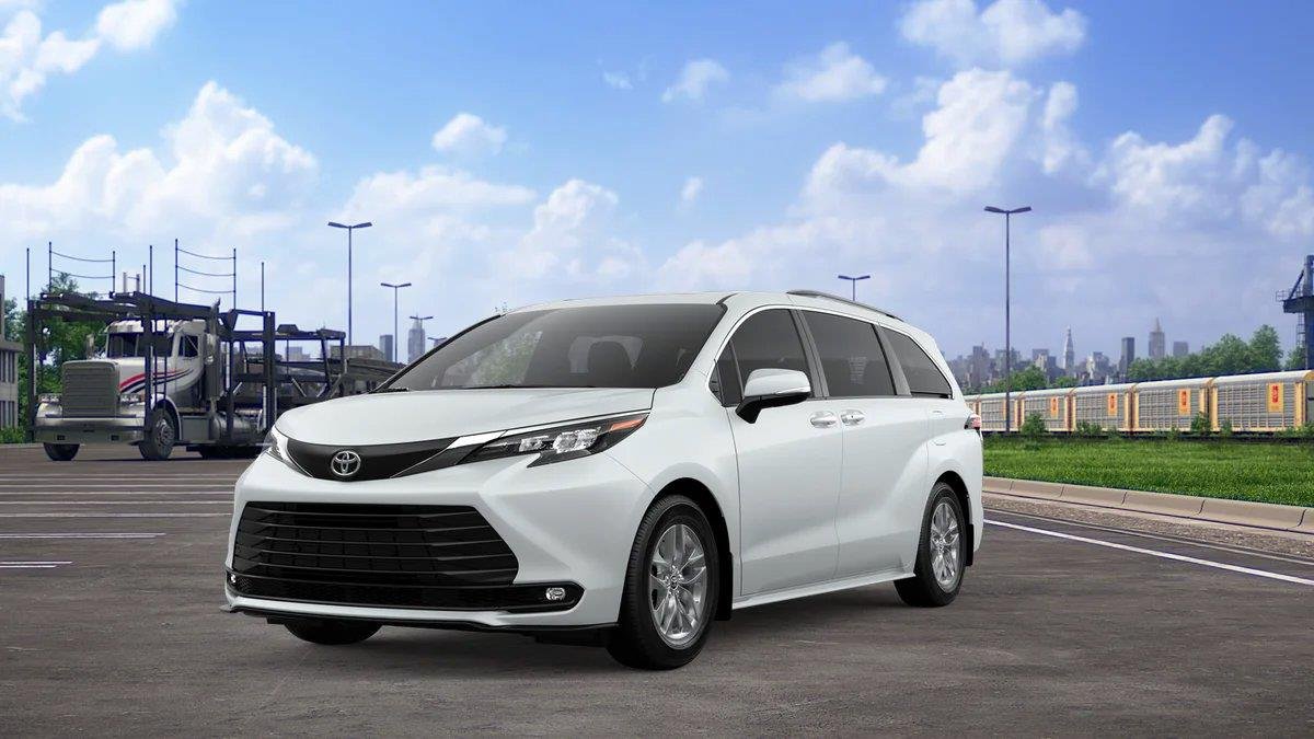 2026 Toyota Sienna  XLE
