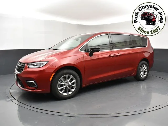 2026 Chrysler Pacifica Select - Photo 6