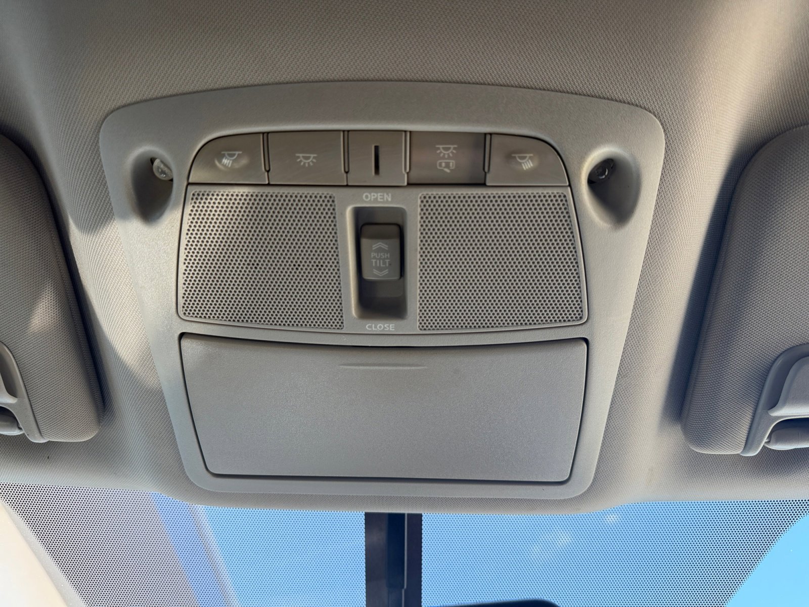 Used 2017 Gun Metallic Nissan Platinum image 27