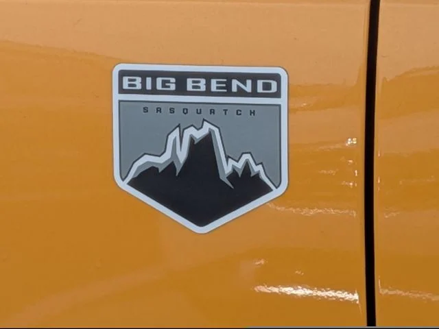 Used 2022 Orange Ford Badlands image 11
