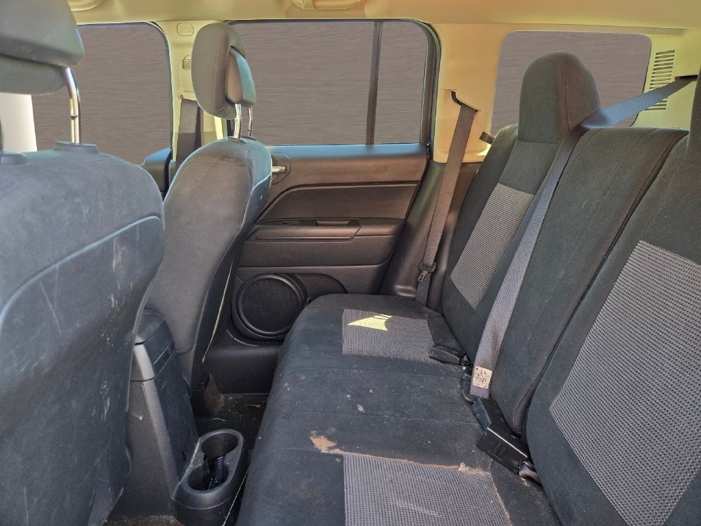 Used 2014 Blue Jeep Sport image 19