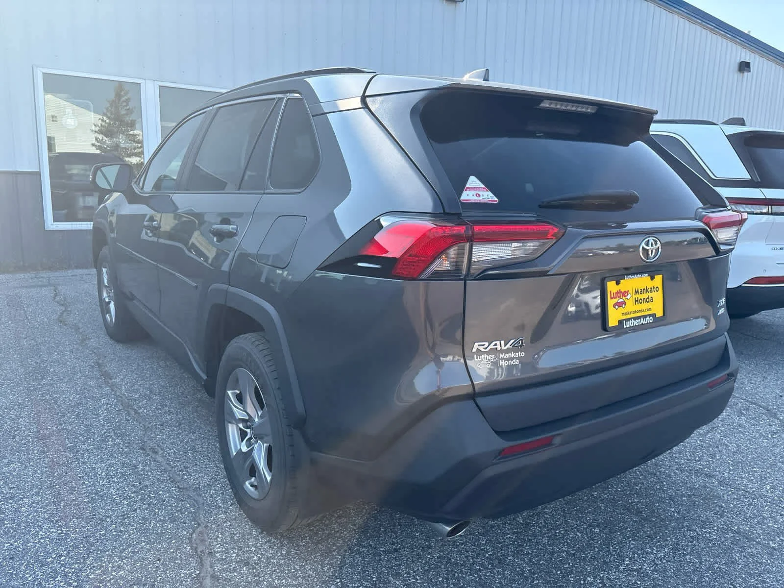 Used 2022 Magnetic Gray Metallic Toyota XLE image 7
