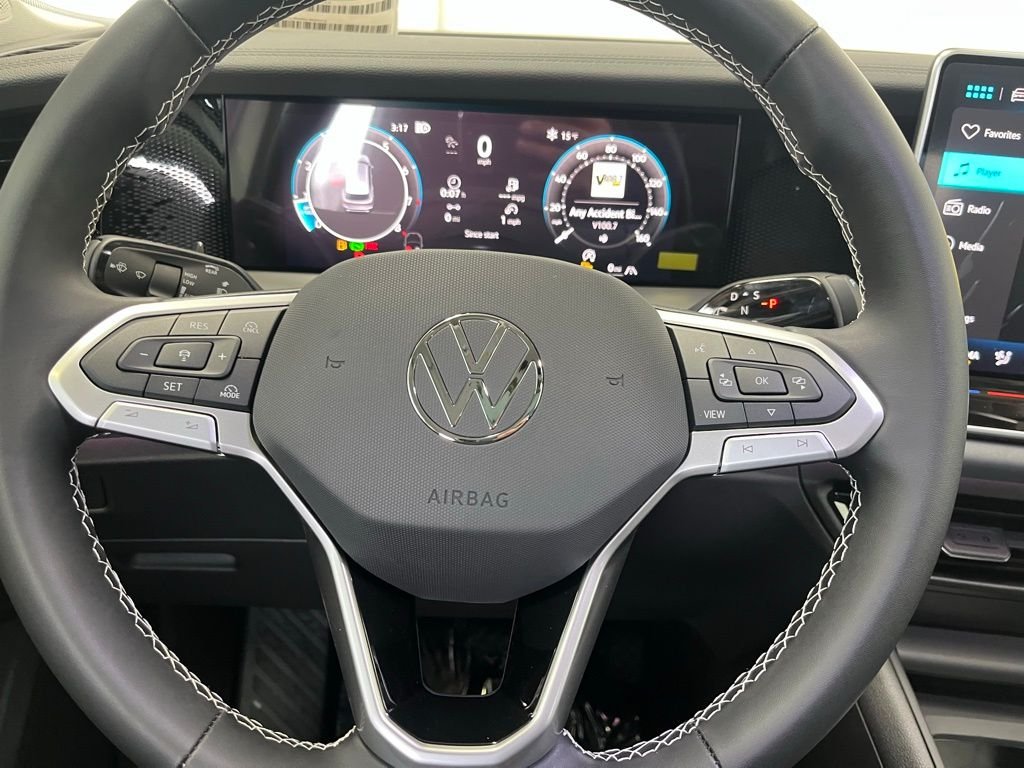New 2026 White/off-white Volkswagen 2.0T SE image 20