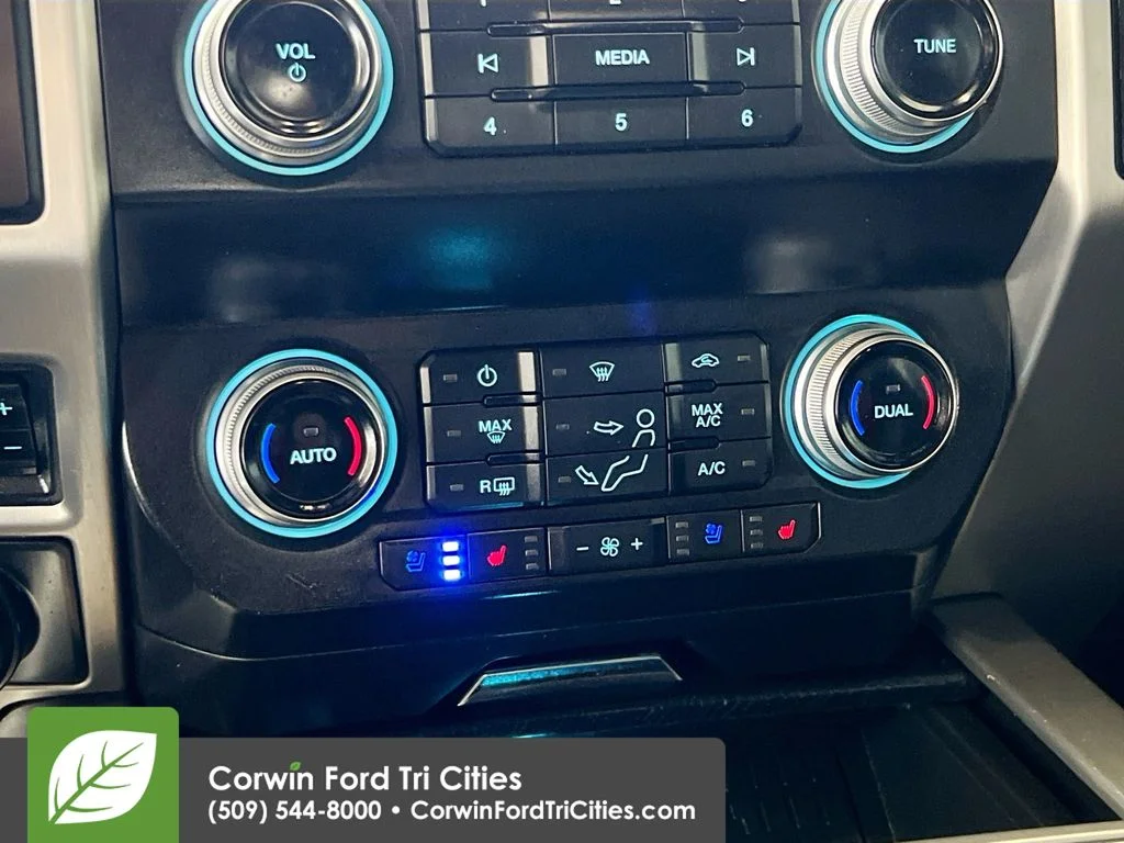 Used 2020 Oxford White Ford Platinum image 9